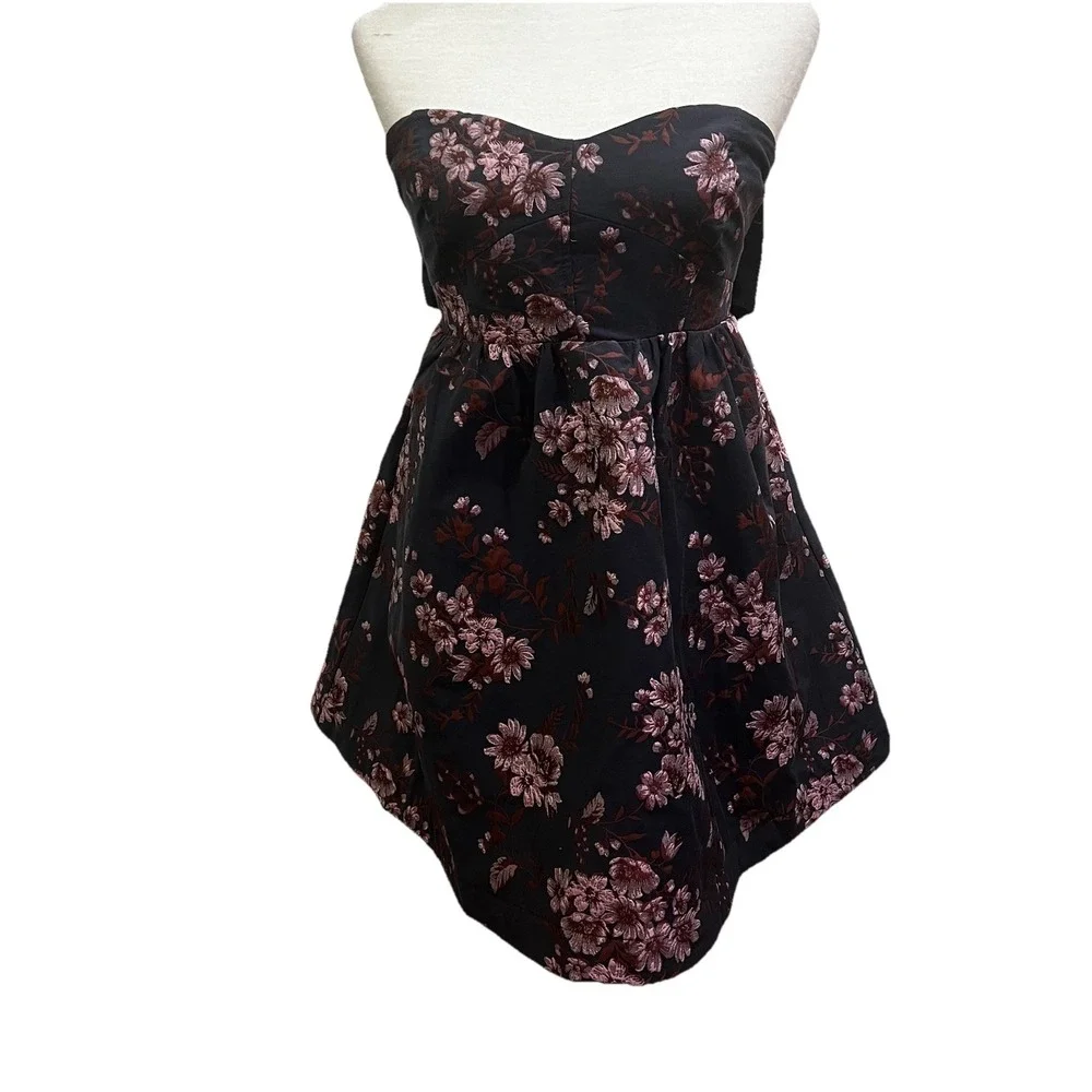 Free People Matilda Mini Dress Fit and Flare Floral Size Medium Strapless‎ NEW